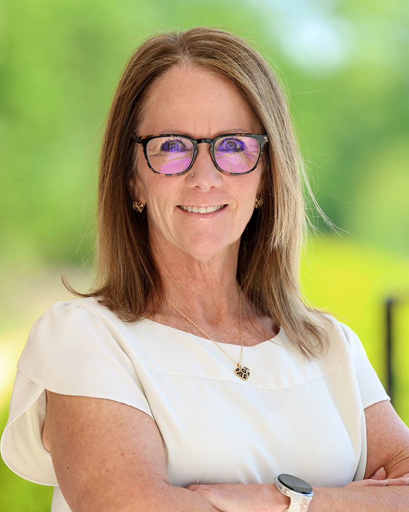 profile photo of Glatfelter associate Cindy Heffner